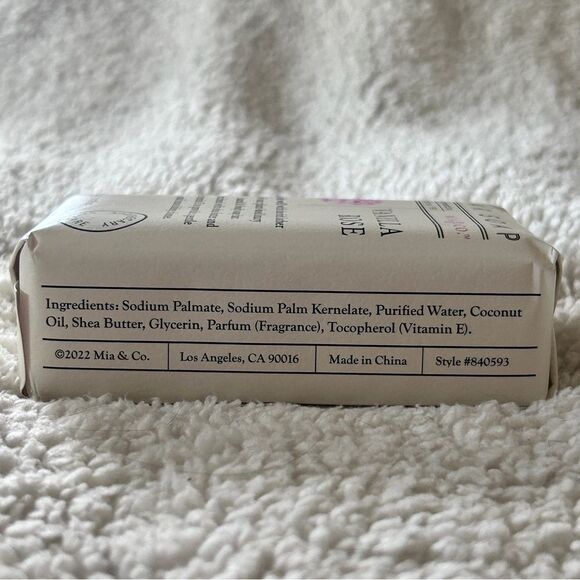 Mia & Co Vanilla Rose Luxury Bar Soap - Picture 3 of 3